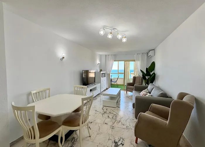 Apartment Poseidon Sea Views & Pool